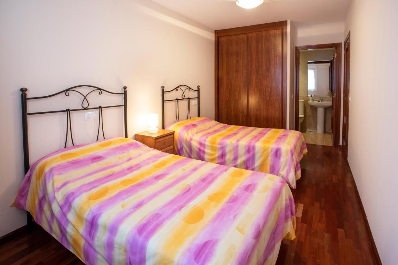 Апартаменты Llanes Deluxe Экстерьер фото